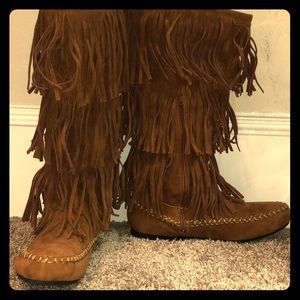 Fringe Boots